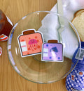 Pink “Jelly-fish” and purple “Jam-fish”